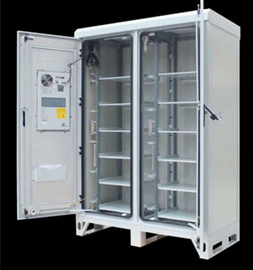 220V Lithium Ion IDC Sistem Daya Terdistribusi Catu Daya UPS 2700W