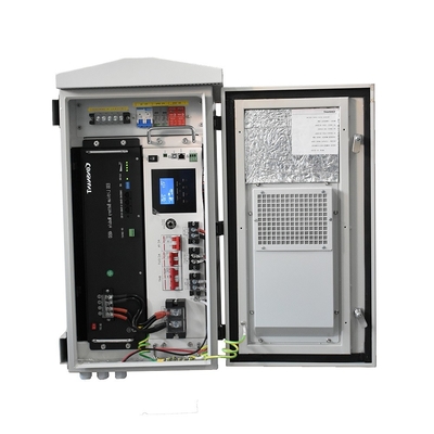 Listrik IP55 Kabinet Luar Sistem UPS Perlindungan Matahari Tahan Air 3KW - 5KW